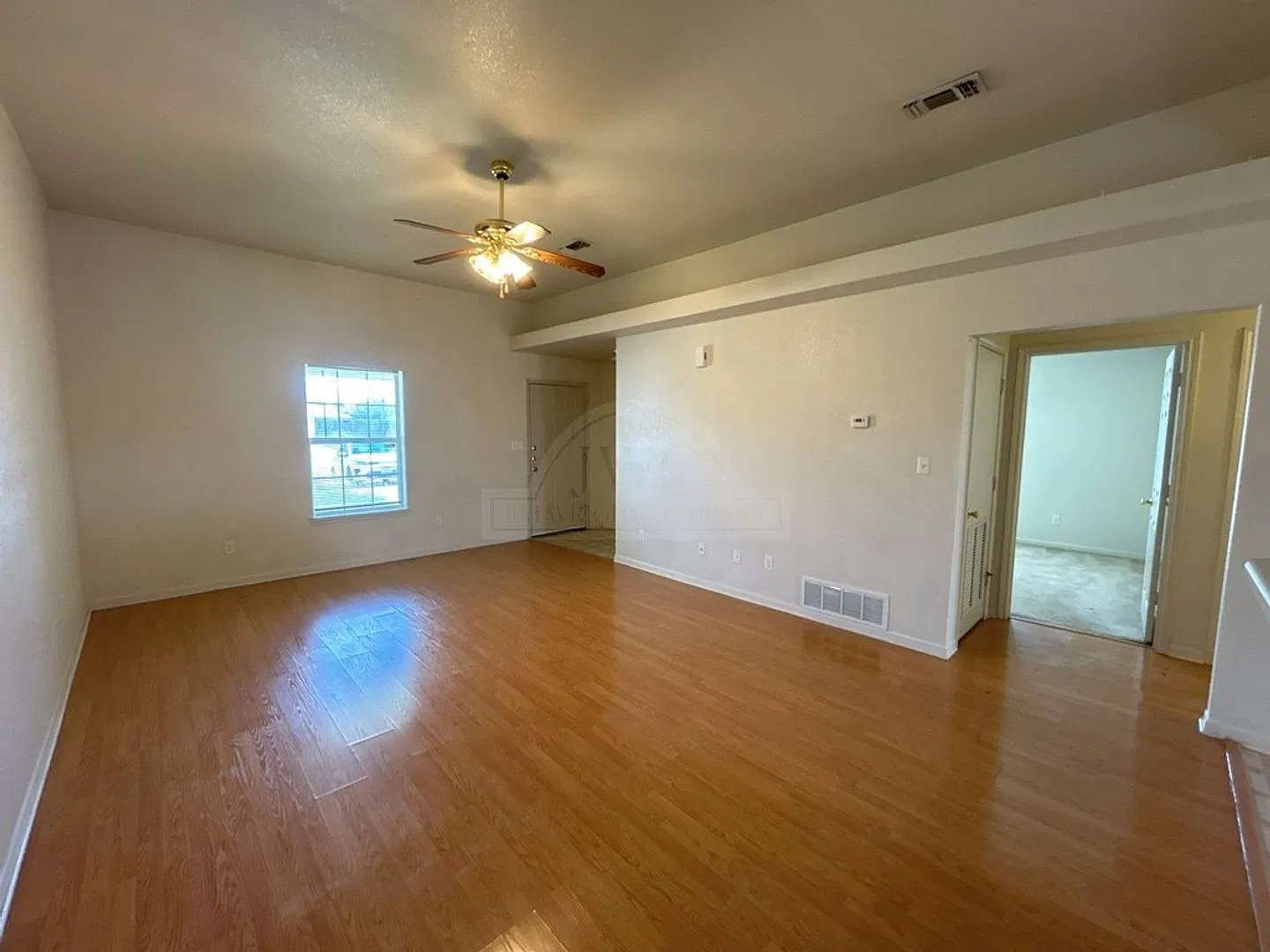 3807 Uvalde — Photo 3
