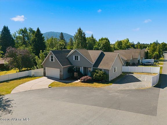 3rd image of 10132 N Zack Ct