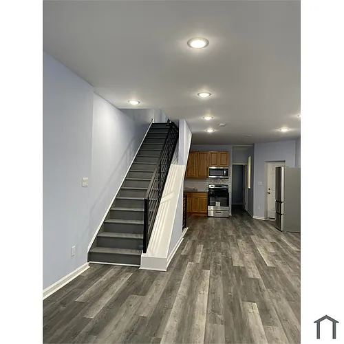 1350 S 52nd St Photo 1