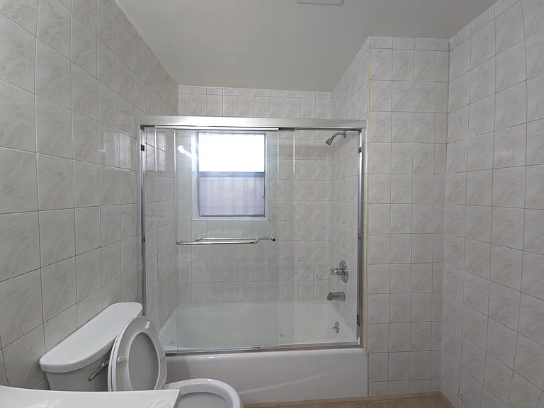 177 7th St #B — Photo 18