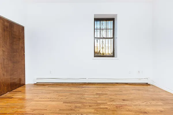 Rented by Nooklyn NYC LLC | media 7