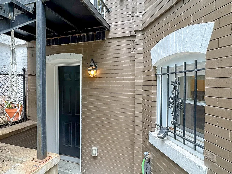 1609 New Jersey Ave NW #B — Photo 2