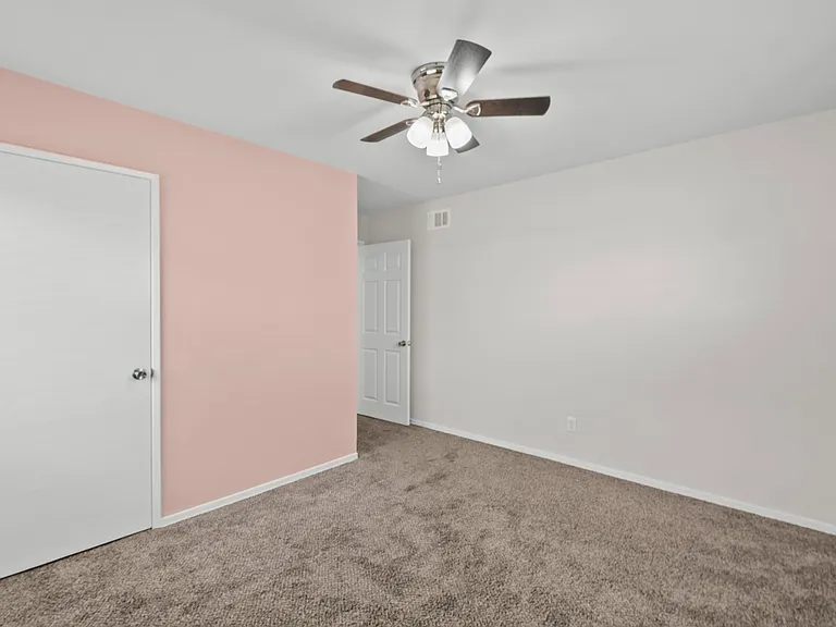 809 W Avenue J10 — Photo 18