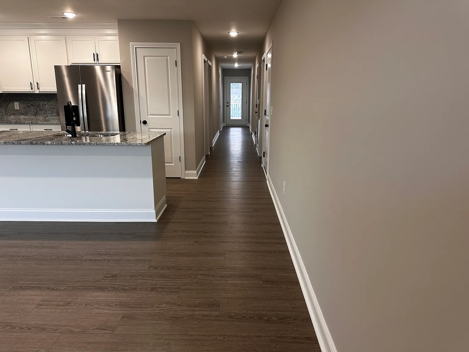 3 bed, 1250 sqft, $1,750 — Photo 2