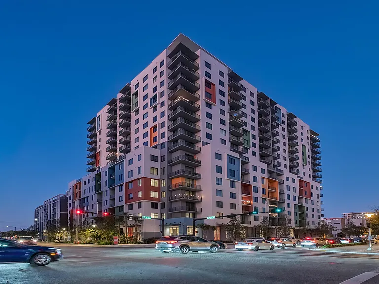 600 N Andrews Ave #604 — Photo 59