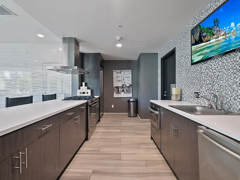 360 Residences — Photo 45