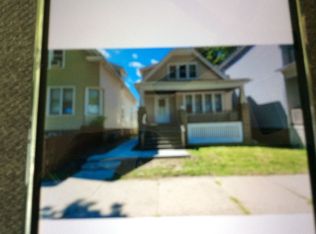 2211 S 14th St, Milwaukee, WI 53215