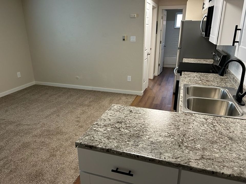 1st image of 1455 N High St #105