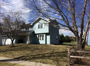 1303 Wimbleton Way, Waunakee, WI 53597