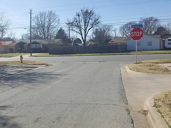 4th image of 4525 Spencer Dr