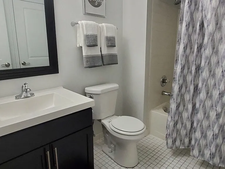 Timber Glen Apartments — Photo 41