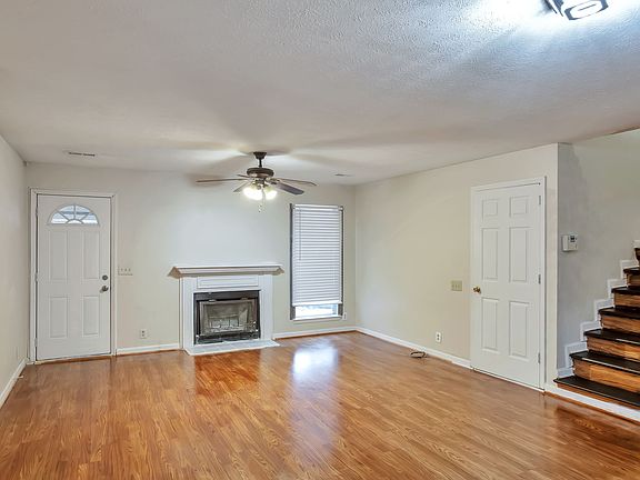 3rd image of 3296 Anderson Rd