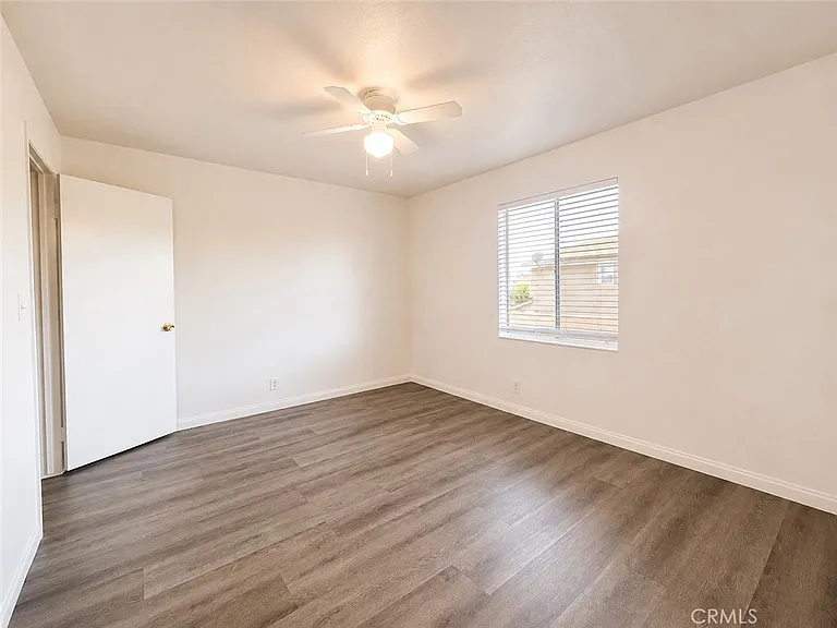8582 Tamarind Ave #D — Photo 12