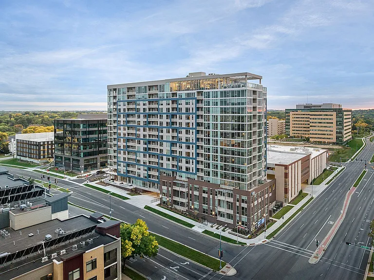 EO Madison Yards — Photo 47