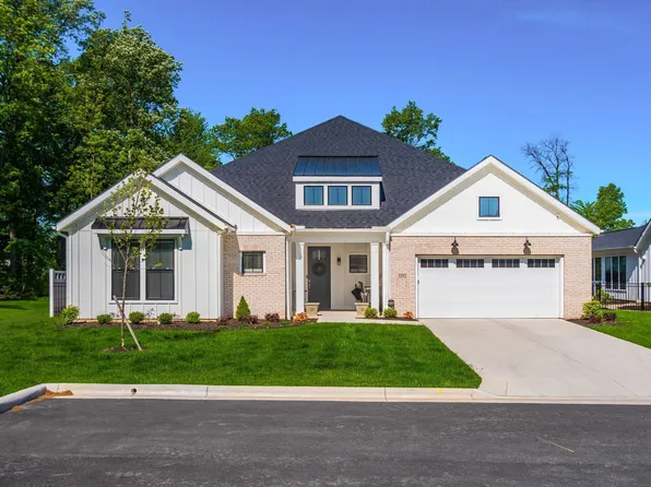 3292 Strickland Dr #66, New Albany, OH 43054