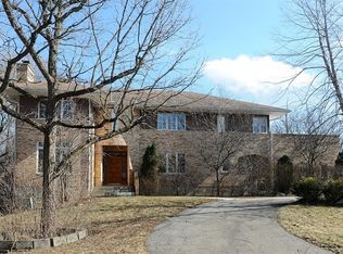 1947 Spruce St, Highland Park, IL