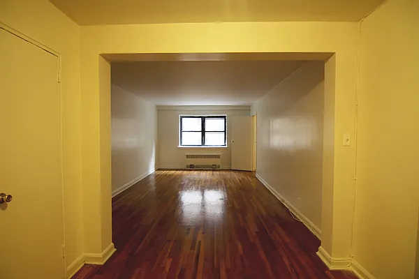 Rented by FirstService Realty (legacy) | media 2