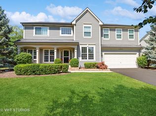 1000 Kasting Ln, Mundelein, IL