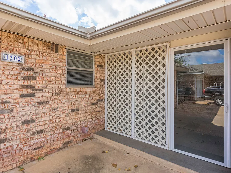 1302 Sequoyah Ave — Photo 24