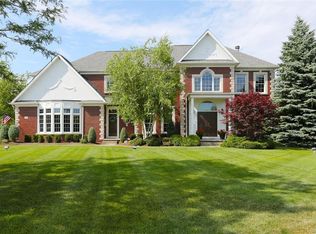 5371 Coyote Ct, Williamsville, NY 14221