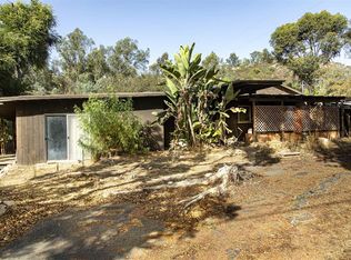 2006 Sleepy Hollow Rd, Escondido, CA 92026