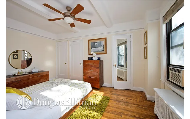 Sold by Douglas Elliman | media 24