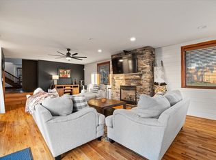 2710 50th St, Des Moines, IA 50310