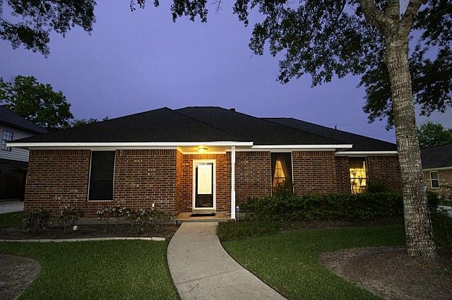 1st image of 24618 Haigshire Dr