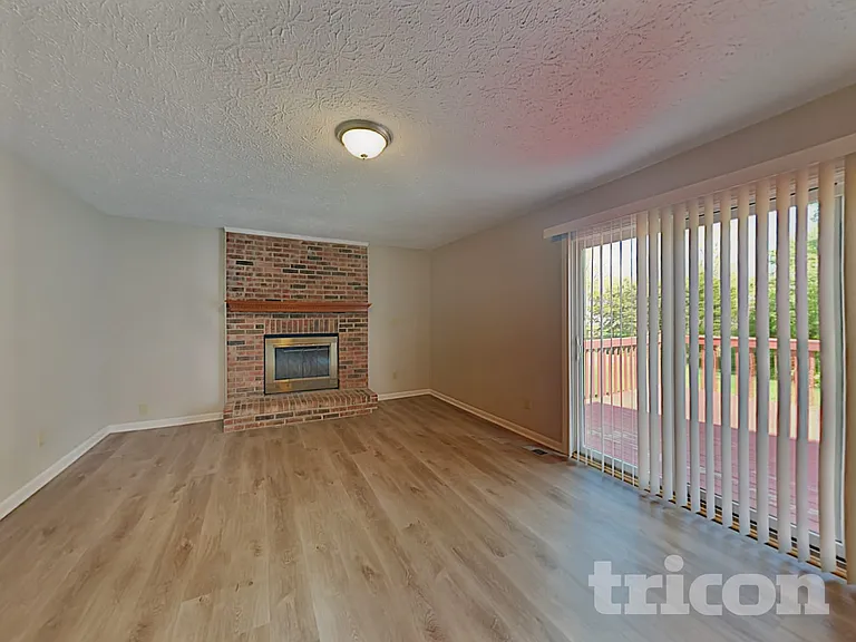 3708 W 42nd Ter — Photo 18