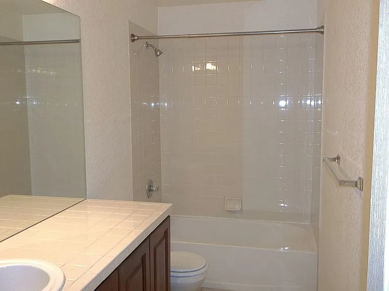 2621 Rock Creek Dr — Photo 8