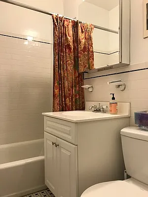 Rented by Urban Real Estate Inc | media 15