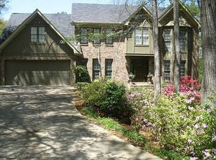 4225 Holly Bank Ct, Peachtree Corners, GA 30092