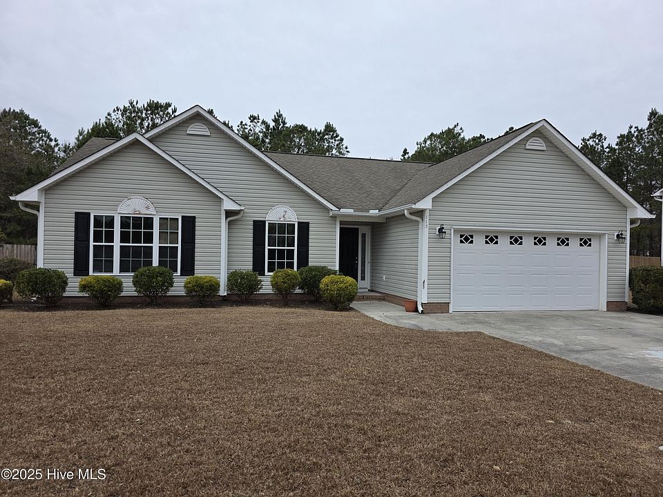 1st image of 113 Navy Blue Dr