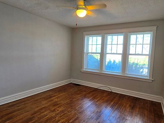 3rd image of 3220 Wyoming St APT 1W