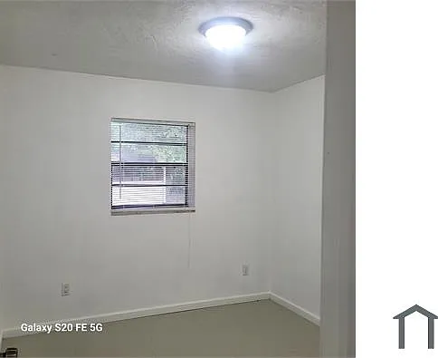 17230 NW 42nd Pl — Photo 13