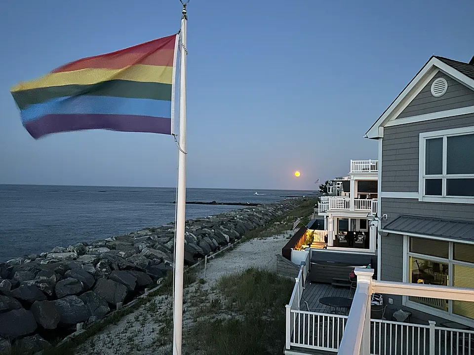 91 Inlet Dr N