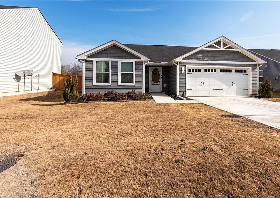 1st image of 377 Cartecay Dr