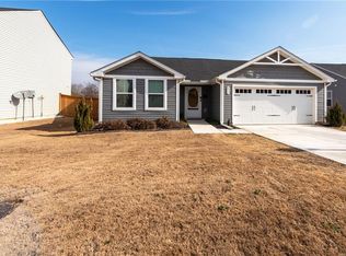 377 Cartecay Dr, Calhoun, GA 30701