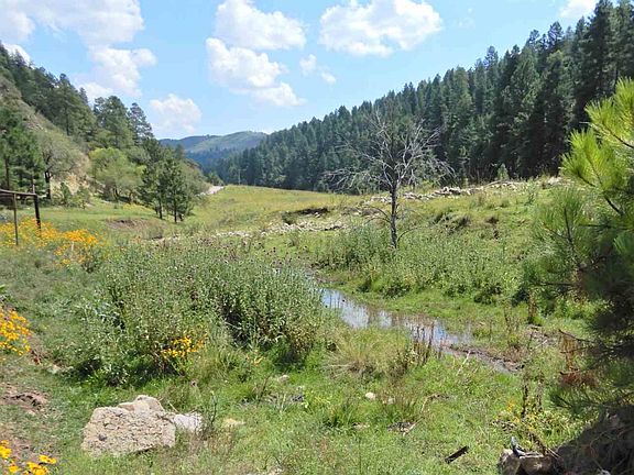 4th image of 190 Upper Rio Penasco Rd