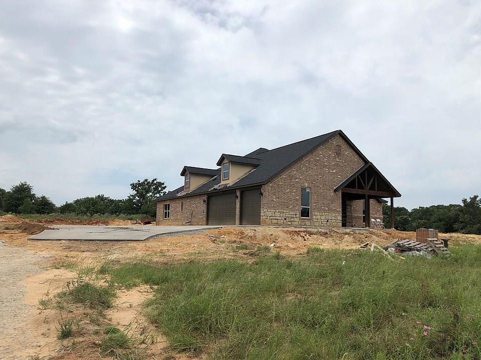 1st image of 419 Twin Oaks Ln