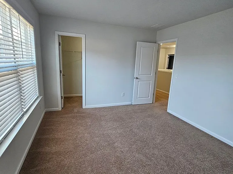 1921 Zonny Moss Dr — Photo 20