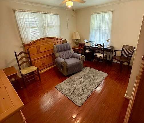 5th image of 164 Beaver Rd