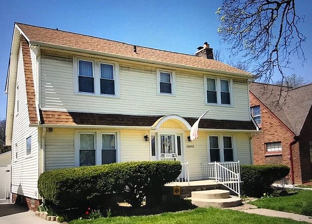 1st image of 15095 Rosemont Ave