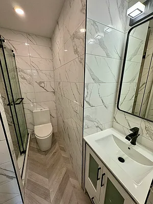 Rented by Tolmas Corporation | media 4