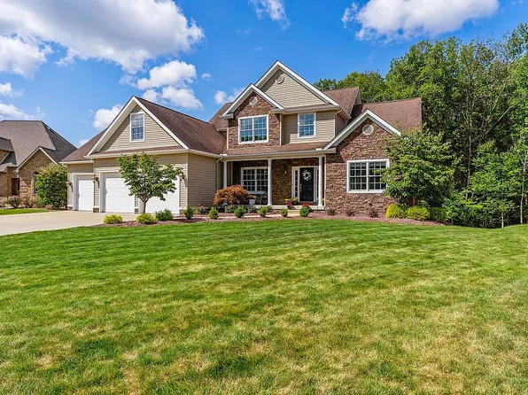 2586 Forest Springs Dr, Warren, OH 44484