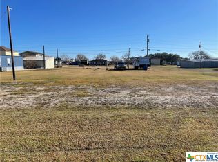 1311 W Monroe Ave, Pt O Connor, TX 77982