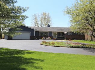 3517 W Gracy Rd, McHenry, IL 60050