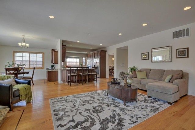 1st image of 1601 Van Dusen Ln