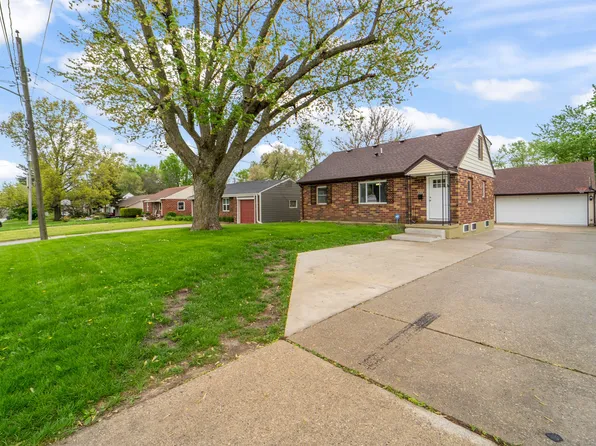 6510 SW 16th St, Des Moines, IA 50315