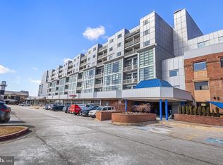 2702 Lighthouse Point E #720, Baltimore, MD 21224